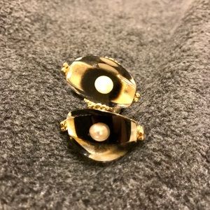 Cuff links